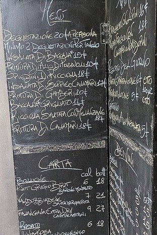 Naples, Italy - Sottocoperta Taverna Di Mare <p style=